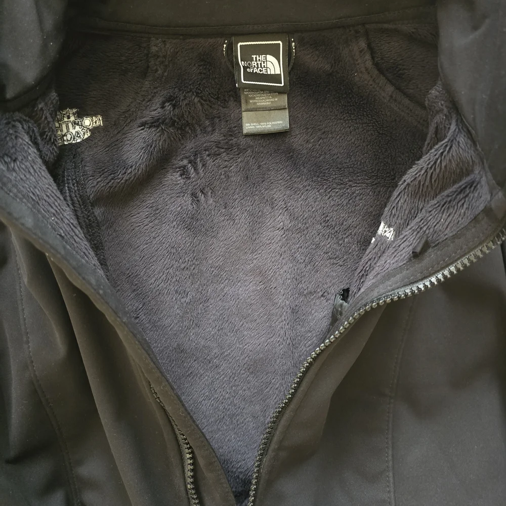 The North Face Apex jacket in women's size small - Picture 7 of 9